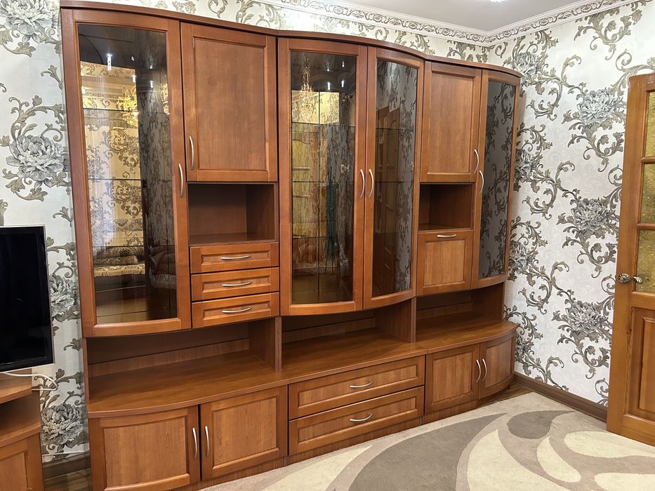 СРОЧНО Продам стенку дешево!