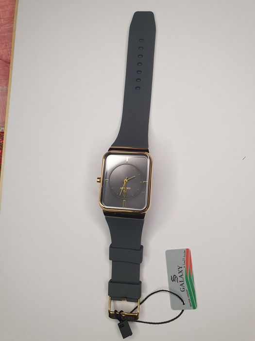 Galaxy brendi qizlar uch7n qòl soatlari