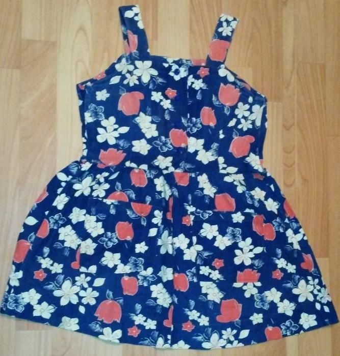 Продам сарафан на 5 лет
