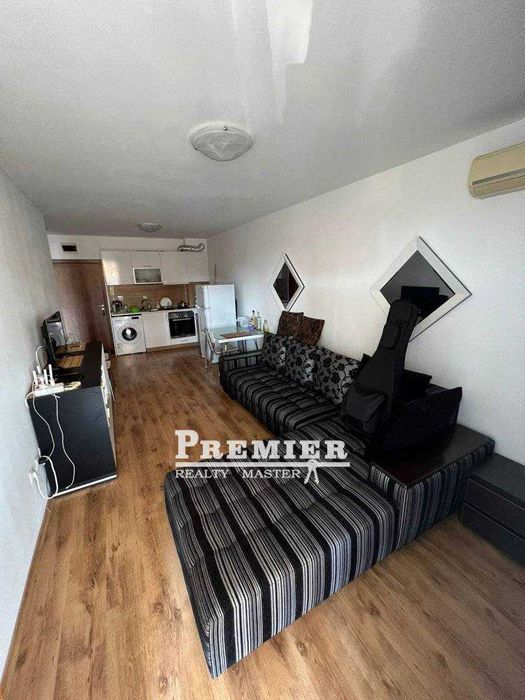 Продава се Двустаен апартамент в Свети Влас - 79 кв.м за 1178 €/кв.м - Снимка #4