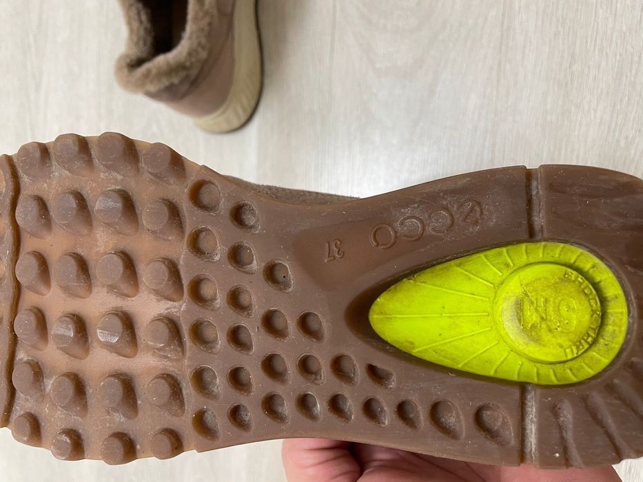 продам обувь ecco