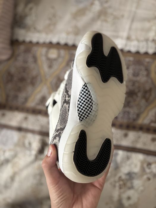 Кроссовки Air Jordan 11 Retro Low