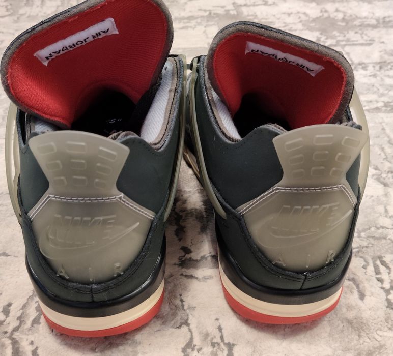 Air Jordan 4, Bred, 42 EUR