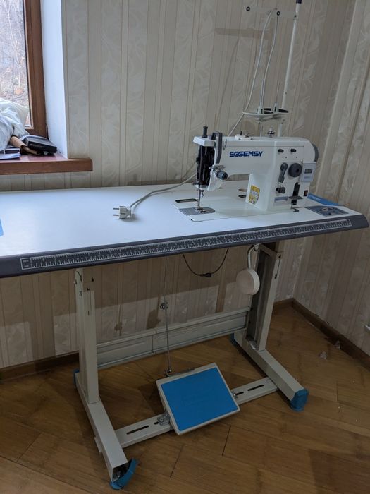 Швейные машины , оверлок