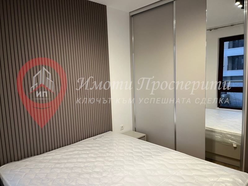 Дава се под наем Двустаен апартамент в София, Център - 45 кв.м за 650 € - Снимка #3