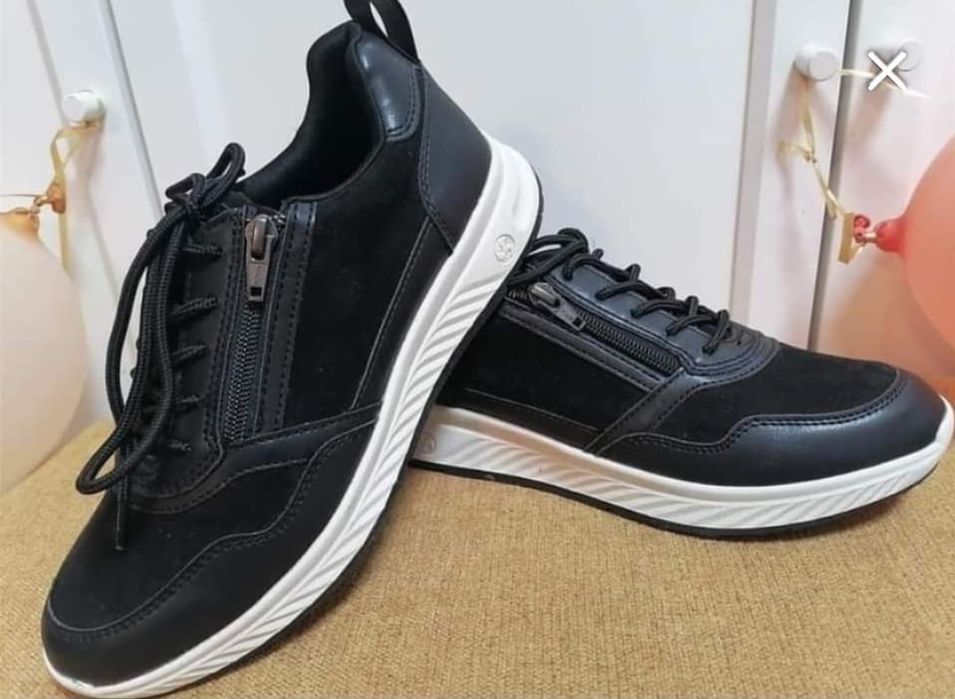 Кожени маратонки, 39 номер, нови, с кутия, 40 лв.