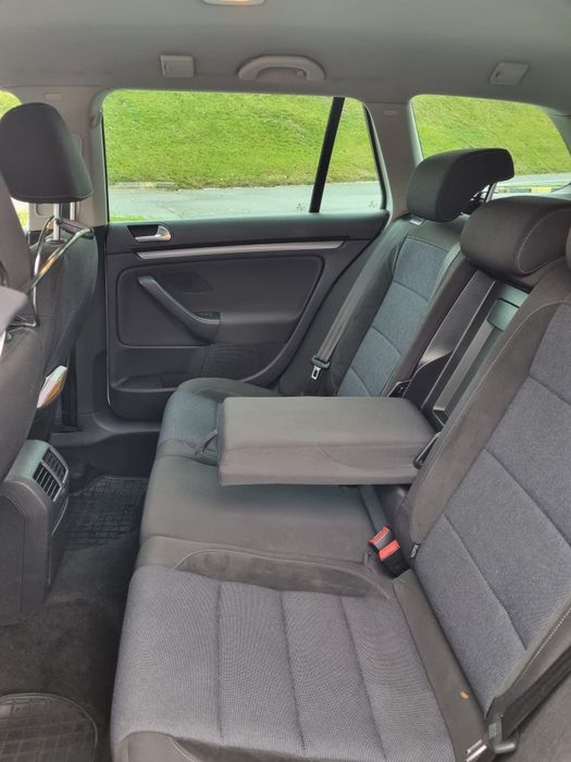 Volkswagen Golf VI 1.6 TDI Variant