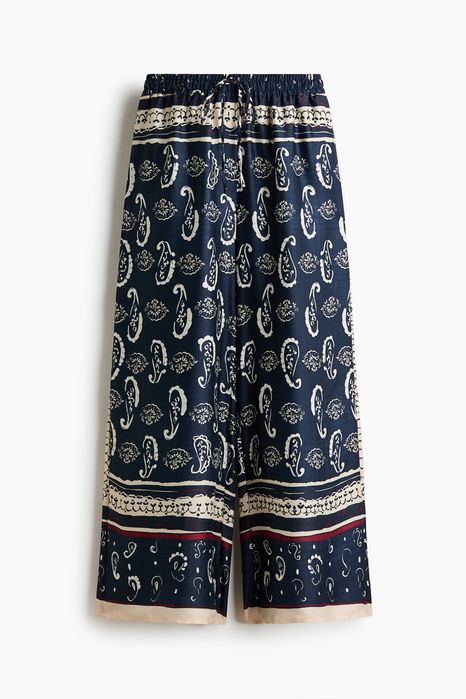 Compleu compus din doua piese H&M nou cu eticheta