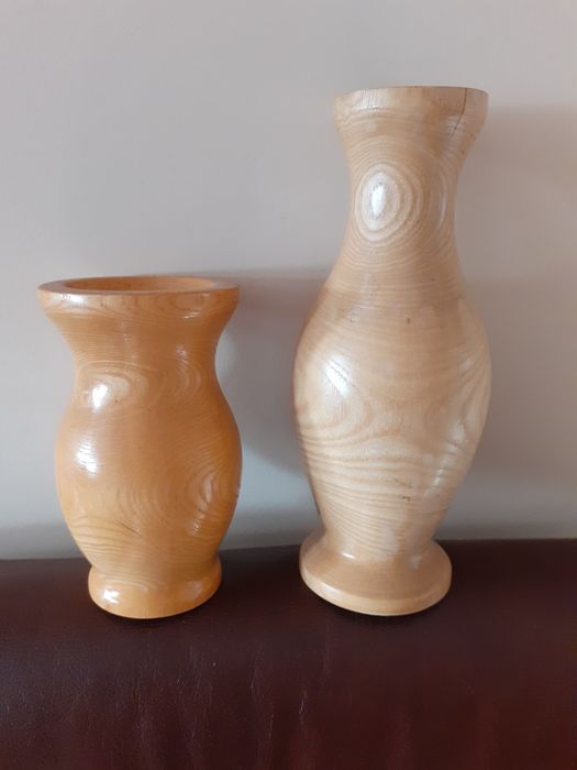 Вази от дърво два броя