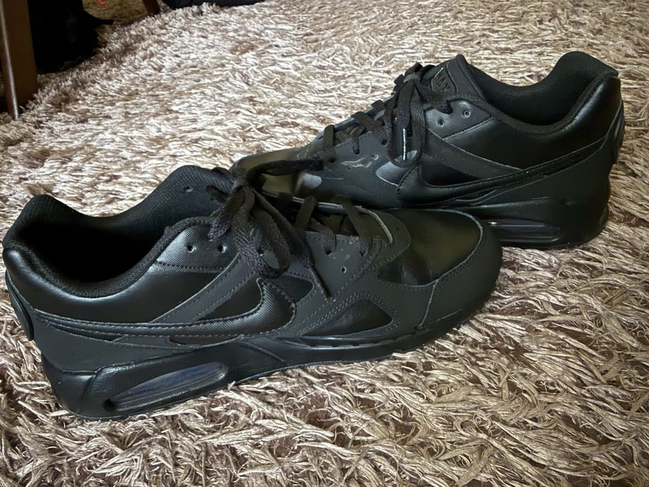 Nike Air Max IVO