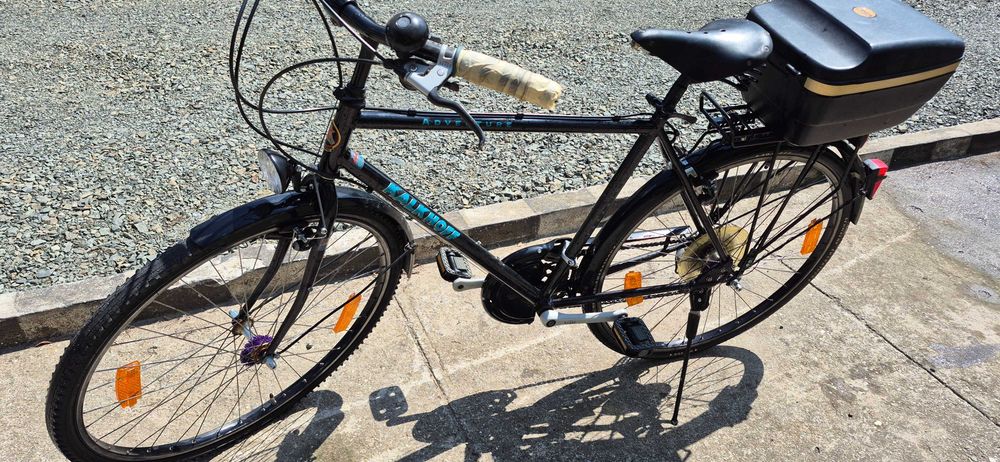 Bicicleta de 28 pentru bărbați