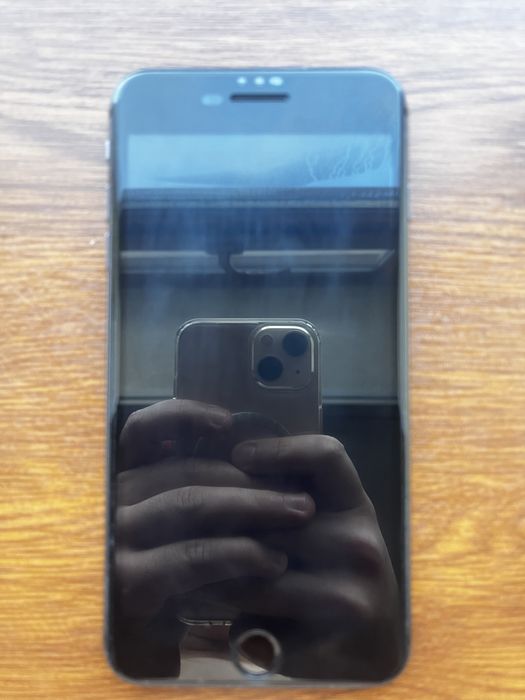 Iphone 8 plus 64 памяти