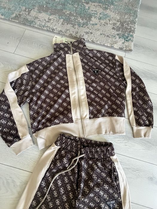 Trening Guess dama nou