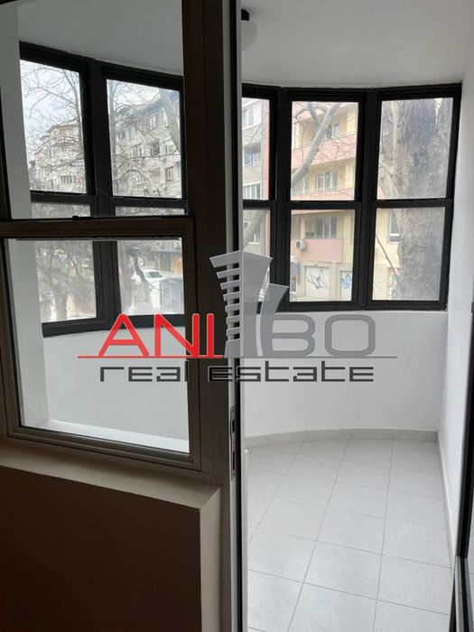 Продава се Многостаен апартамент в Варна, Спортна зала - 136 кв.м за 2353 €/кв.м - Снимка #8