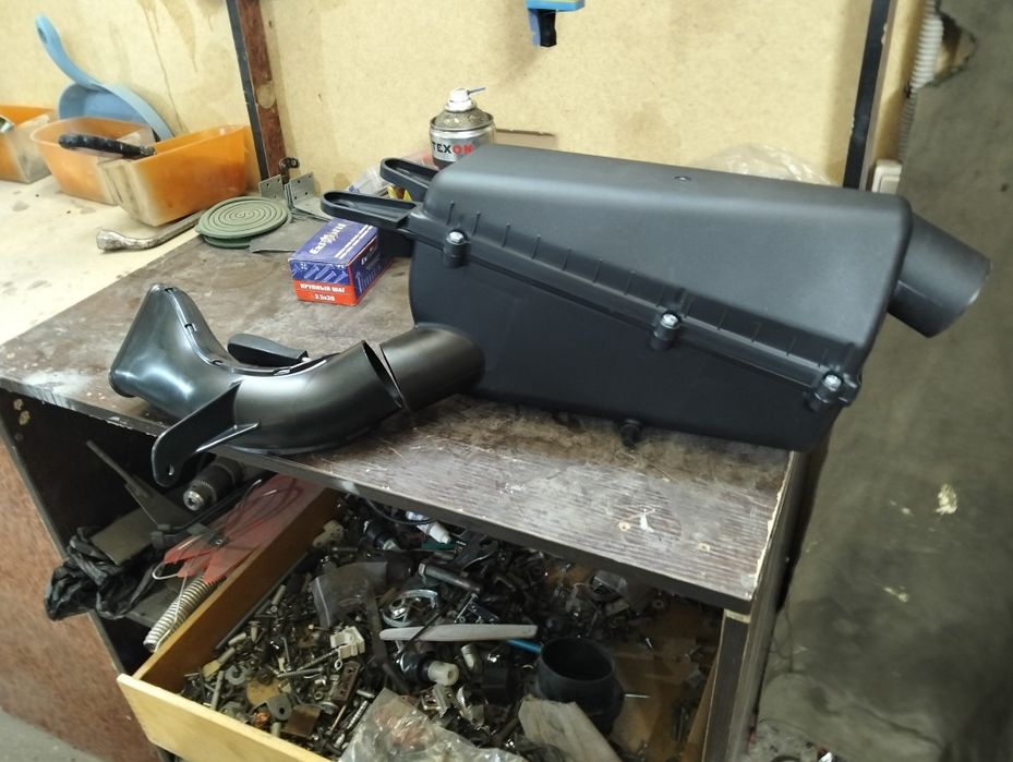 Продам Веста корпус фильтра воздушного