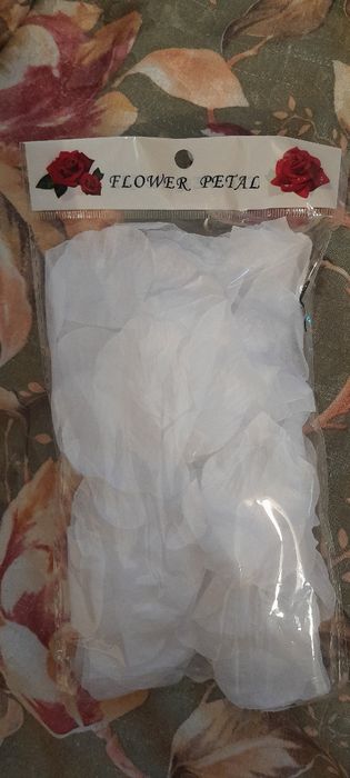 Продам лепестки роз
