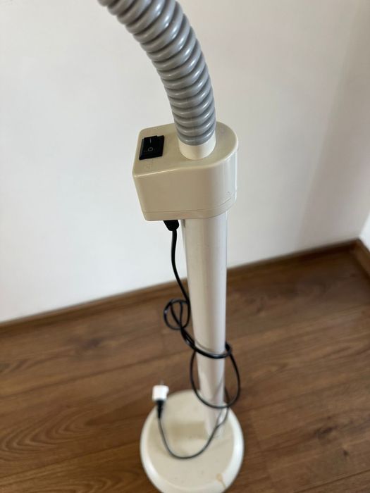 Продаю лампу лупу