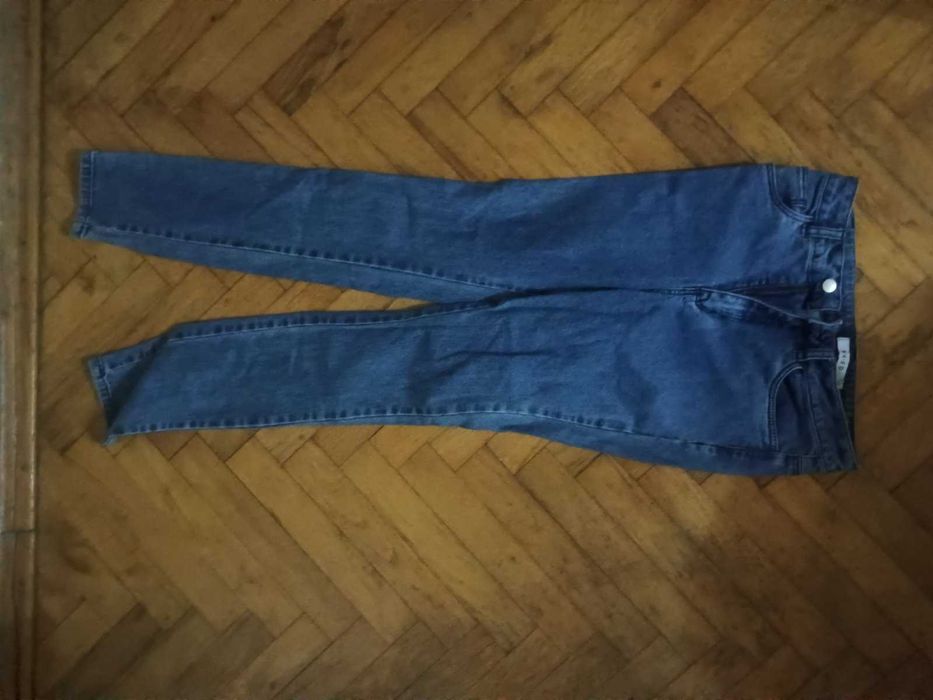 Дънки без забележки размер 36