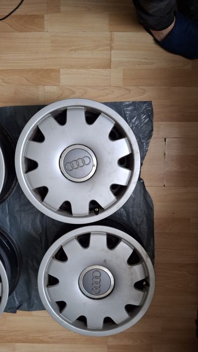 Стоманени джанти със тазове за audi a4 b6.