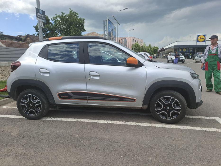 DACIA Spring 2022 — imagine 4