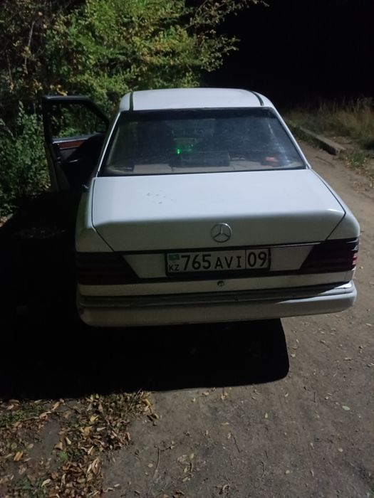 Mercedes-Benz E260 w124 2.0