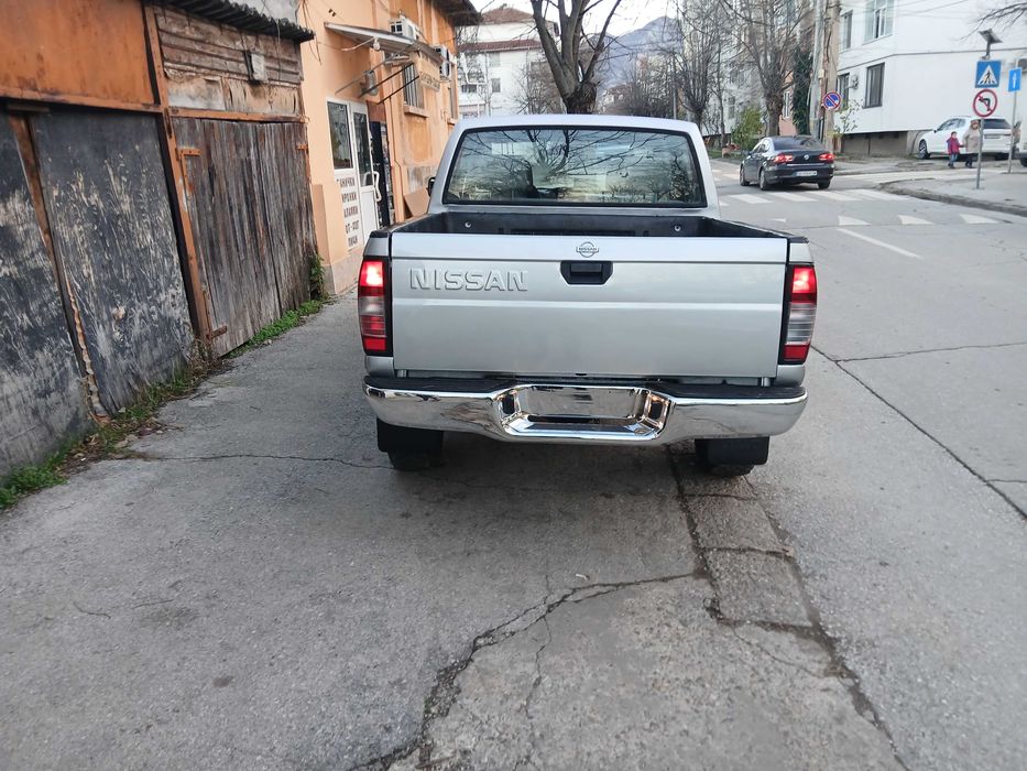 Nissan Navara 2.5 TD