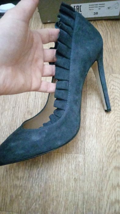 Туфли шпильки чёрные