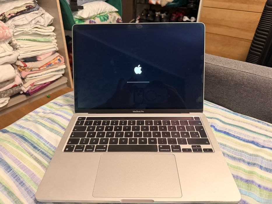 Apple Macbook Pro 13” M1 pt piese