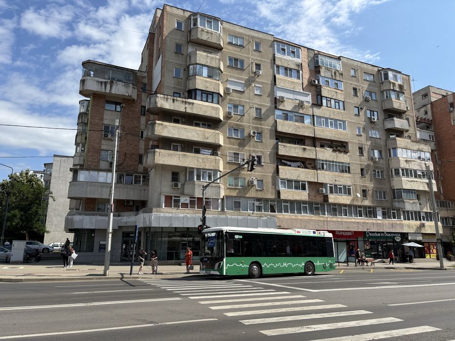 Inchiriez spatiu 165 sau 85 mp Iasi bd Pacurari