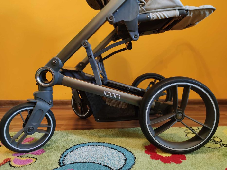 Бебешка количка Icon 2 в 1