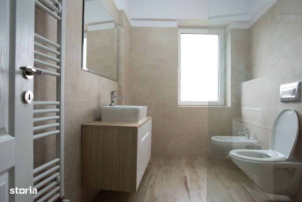 Apartament de închiriat Construcție Nouă 110 mp etajul 3 zonă centrală