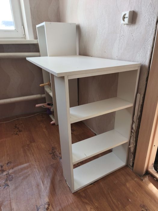 Продам компьютерный стол