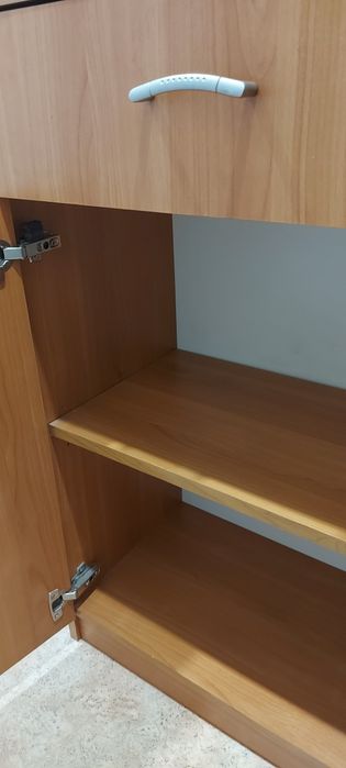 Продам тумбу для комнаты