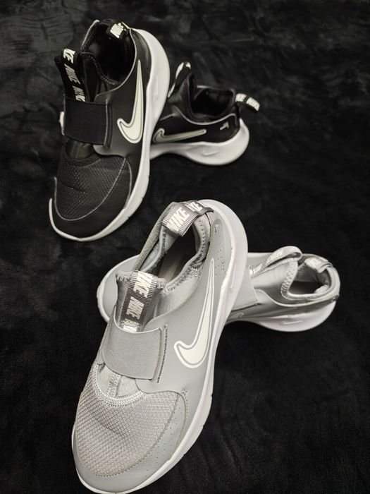 Adidasi Nike -mar.36, negru si gri