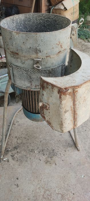 Продается зернодробилка бывшая в употреблении,в рабочем состоянии,