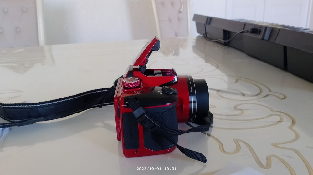 Фотоаппарат Coolpix B500