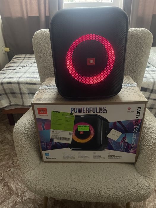 Продавам JBL  Partybox Encore