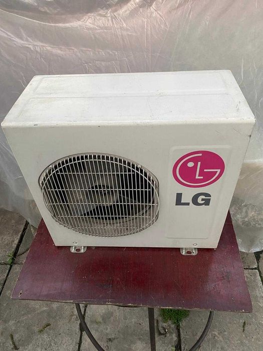 Наружный блок кондиционера LG