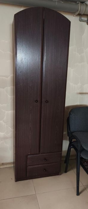 Шкаф для одежды.