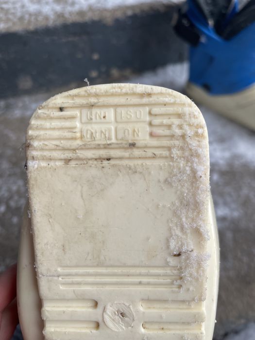 Лыжи и ботинки размер 36