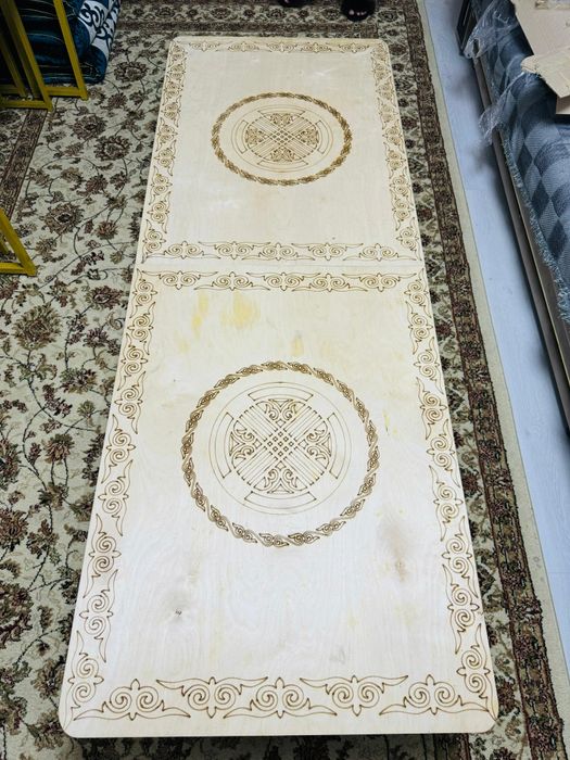 Продаётся СТОЛ в хорошем состоянии