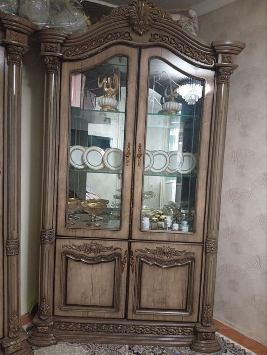 .Срочно продоется гостинный мебель...