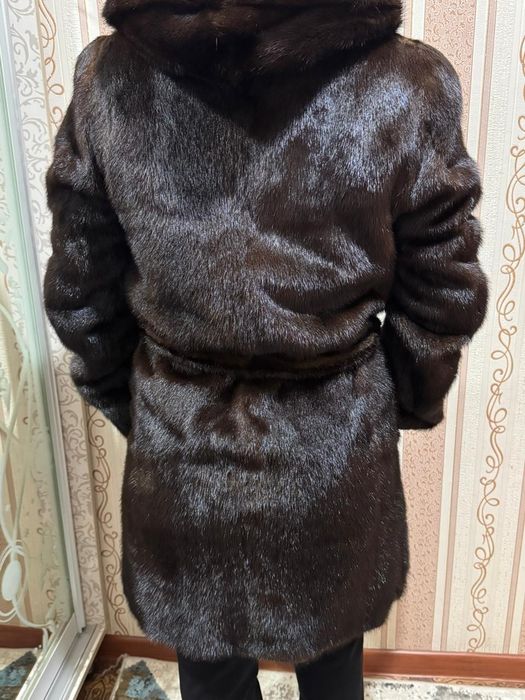 Продается норковая шуба