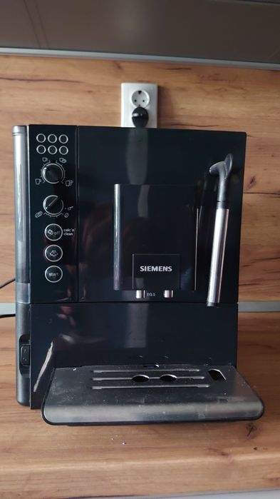 КАФЕМЕЛАЧКА Brazilia професионална Кафемашина  SİEMENS