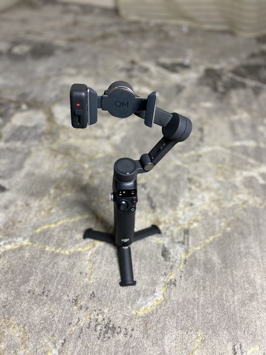 Stabilizator dji osmo mobile 8