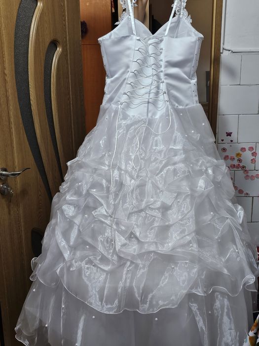 Rochie Mireasa în stare excelenta Ca Noua