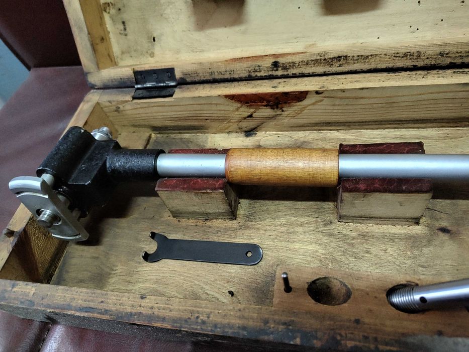 Масивен индикаторен вътромет 100-160 перфектно състояние