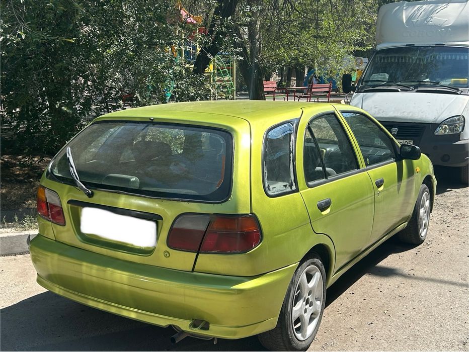 Nissan Almera N15
