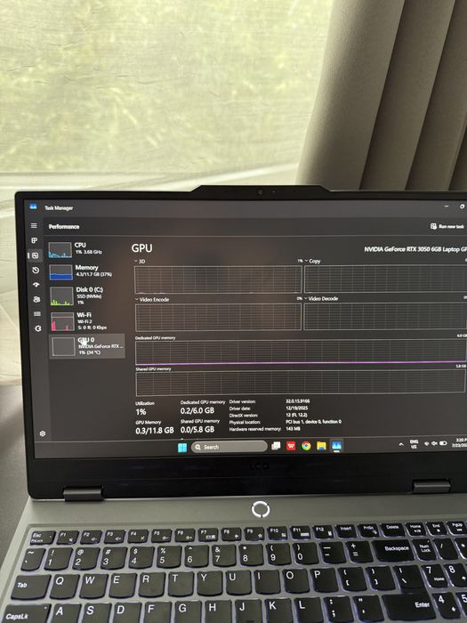 Laptop Gaming LENOVO LOQ 15ARP9