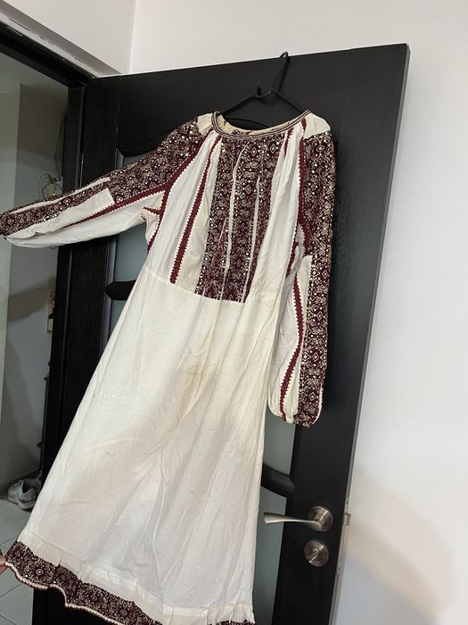 Vand costume populare/ obiecte de artizanat